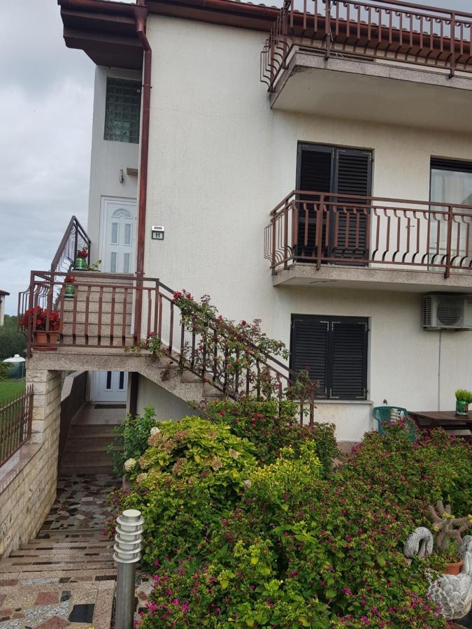 Appartement Lili à Umag Extérieur photo